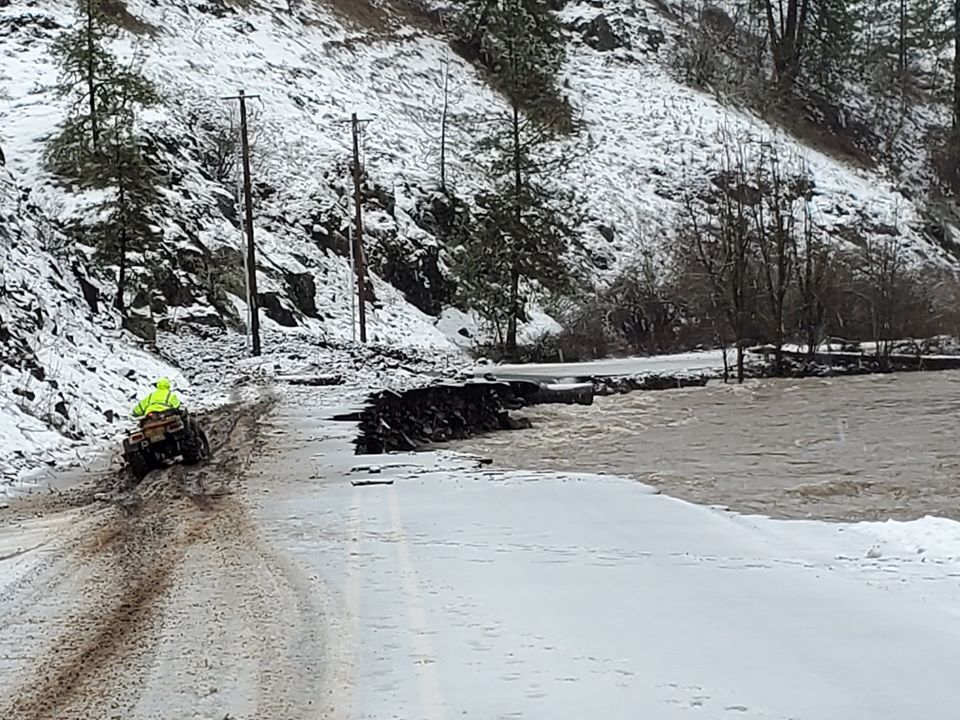 umatilla flooding.jpg
